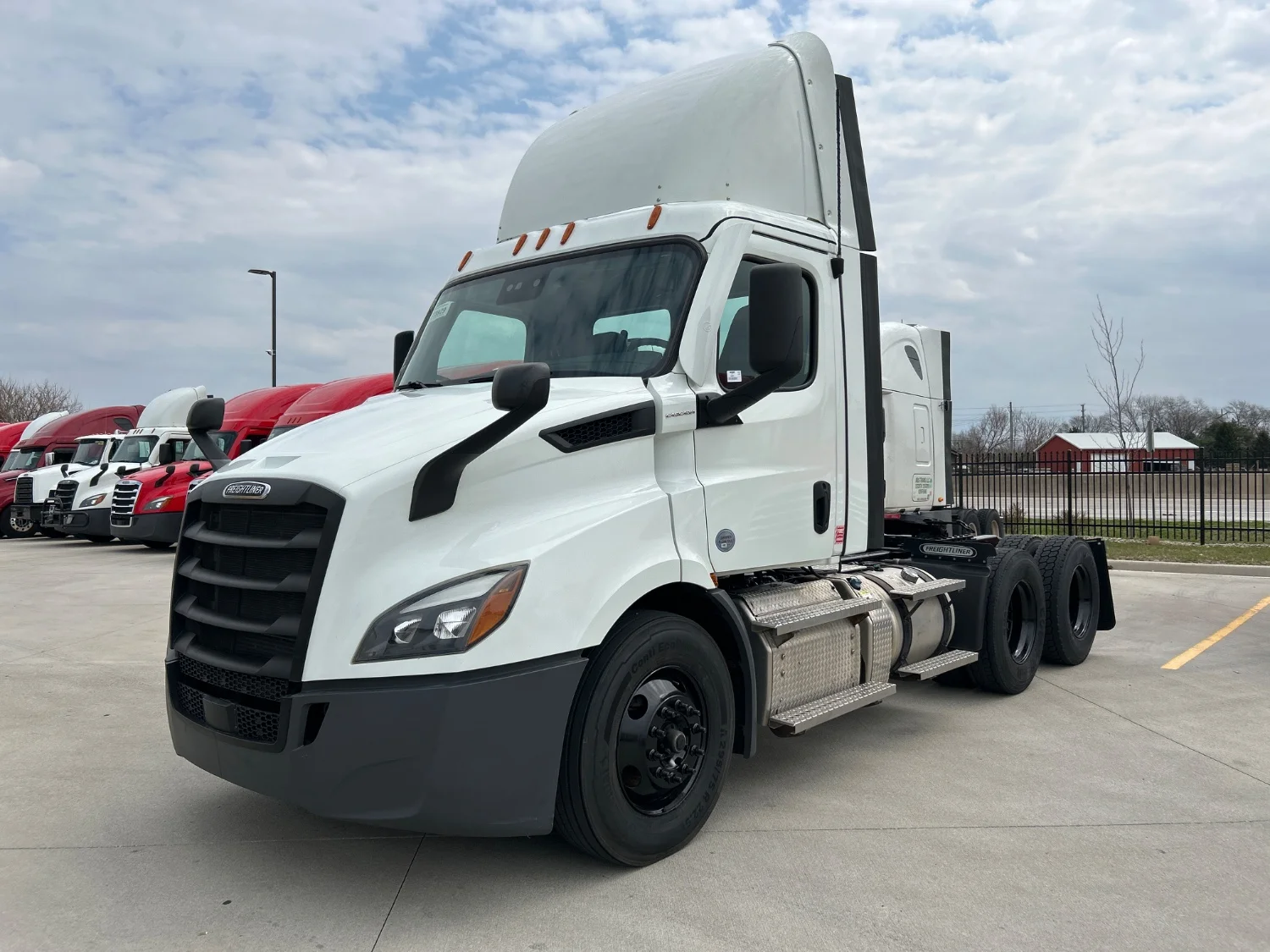 2021 Freightliner Cascadia in Dayton, OH