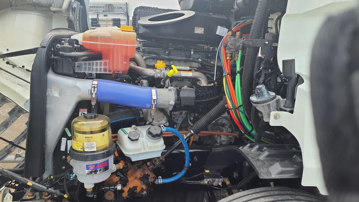2020 Freightliner Cascadia in Birmingham, AL — photo 8