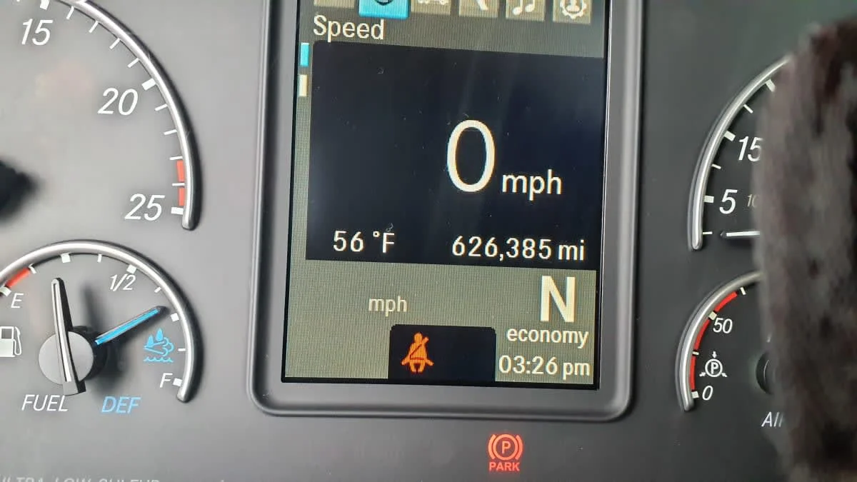 2020 Freightliner Cascadia in Birmingham, AL — photo 13