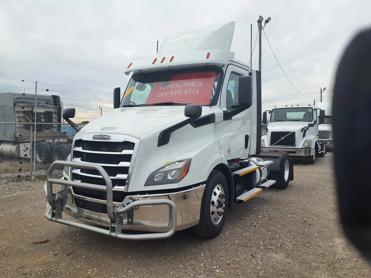 2020 Freightliner Cascadia