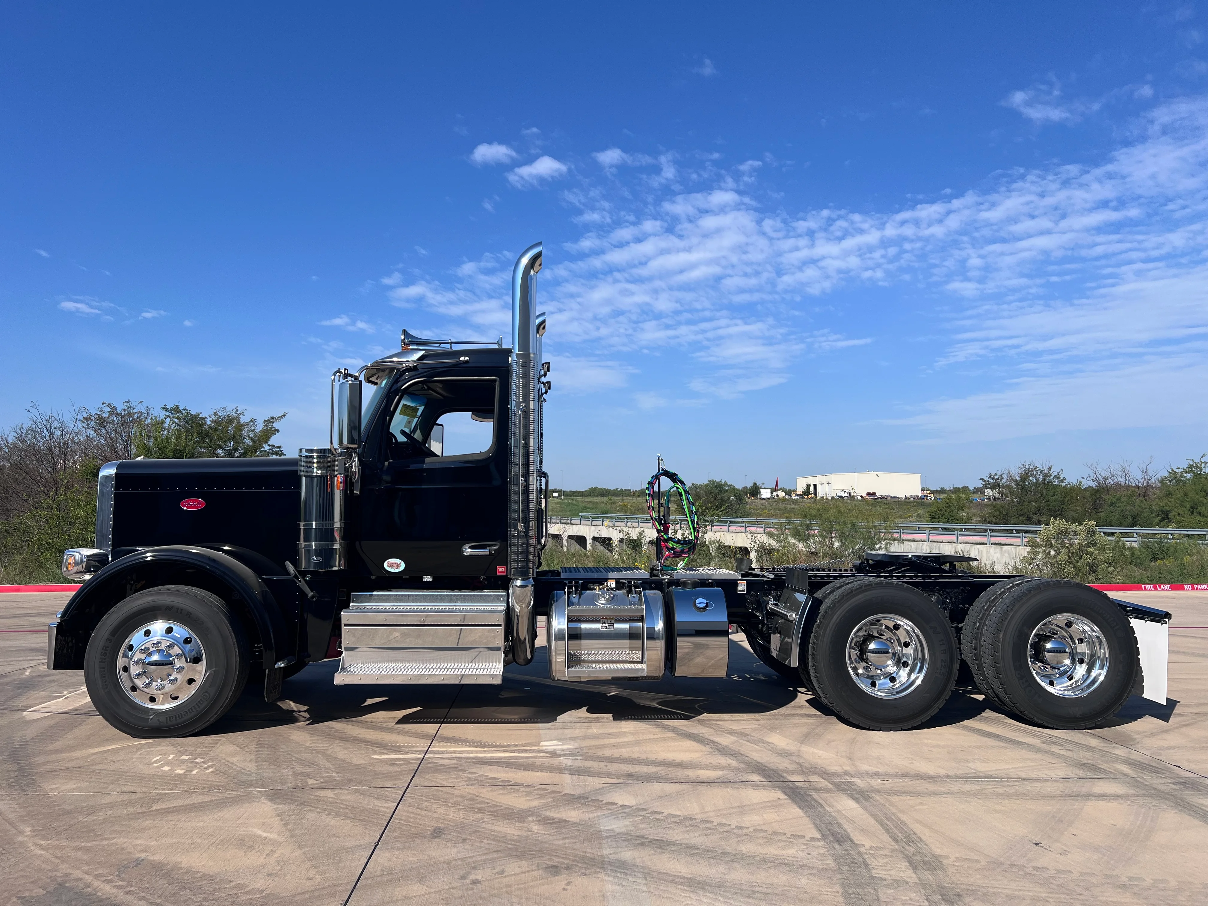 2026 Peterbilt 589 in Joplin, MO — photo 2
