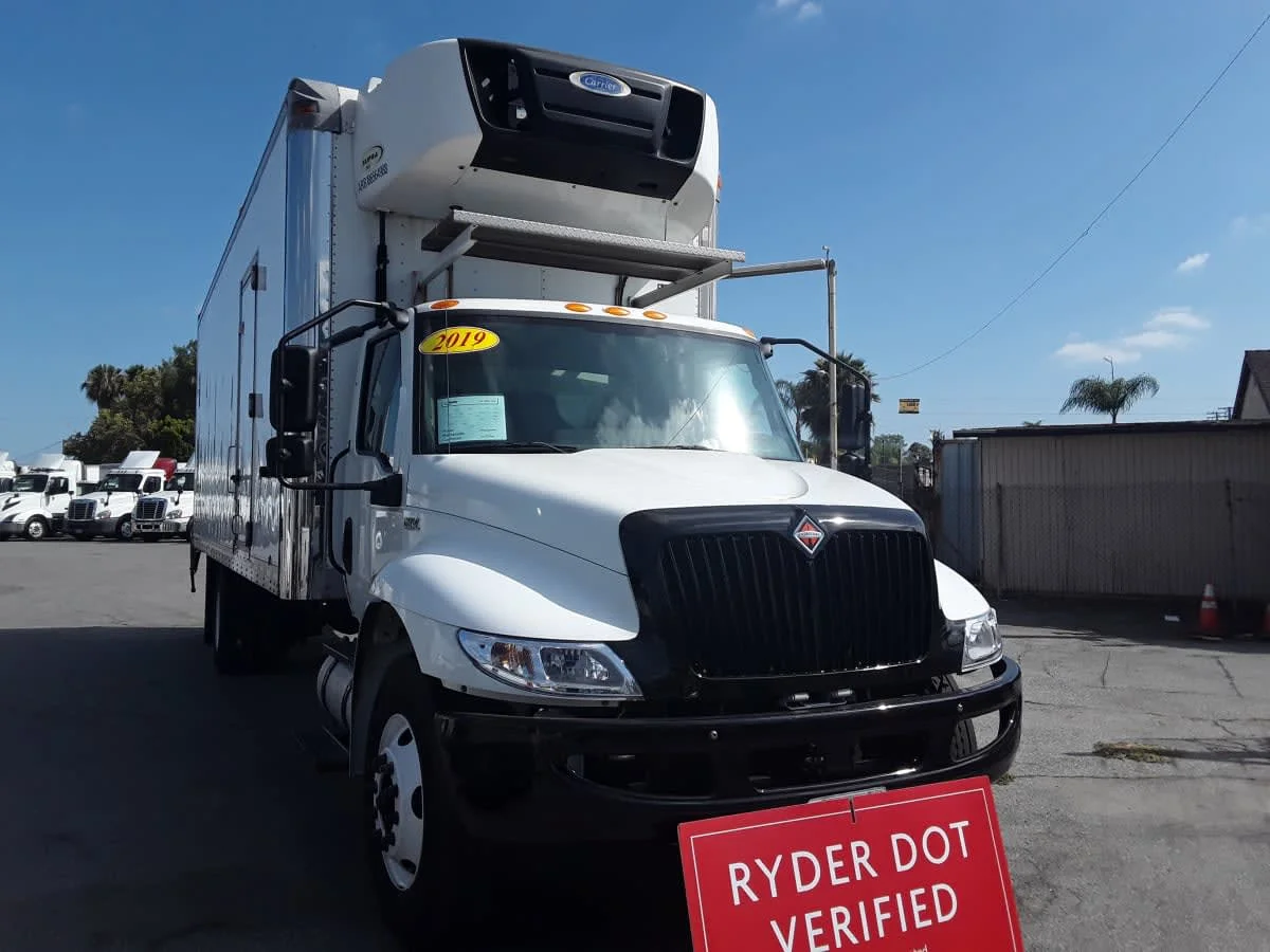 2019 International MV in Montebello, CA — photo 3