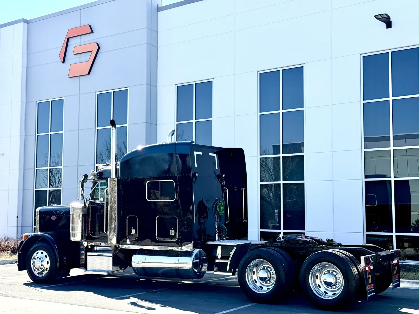 2000 Peterbilt 379 in New Lenox, IL — photo 6