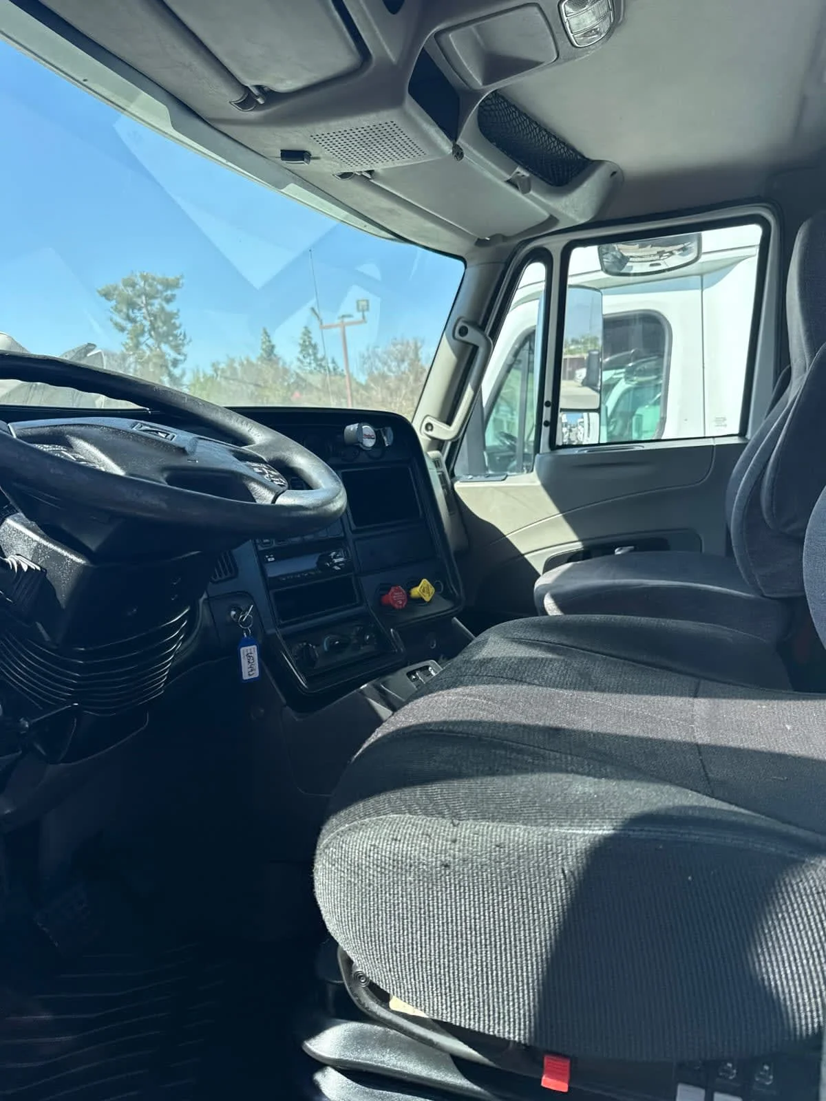 2016 International ProStar - image 7