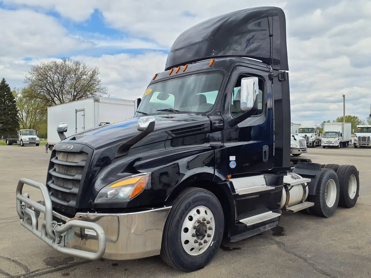 2020 Freightliner Cascadia