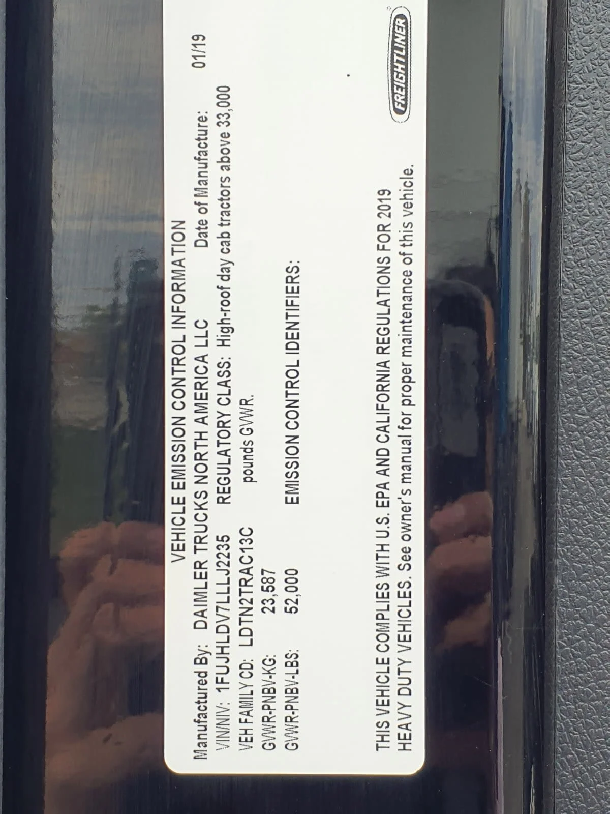 2020 Freightliner Cascadia in Oak Creek, WI — photo 14