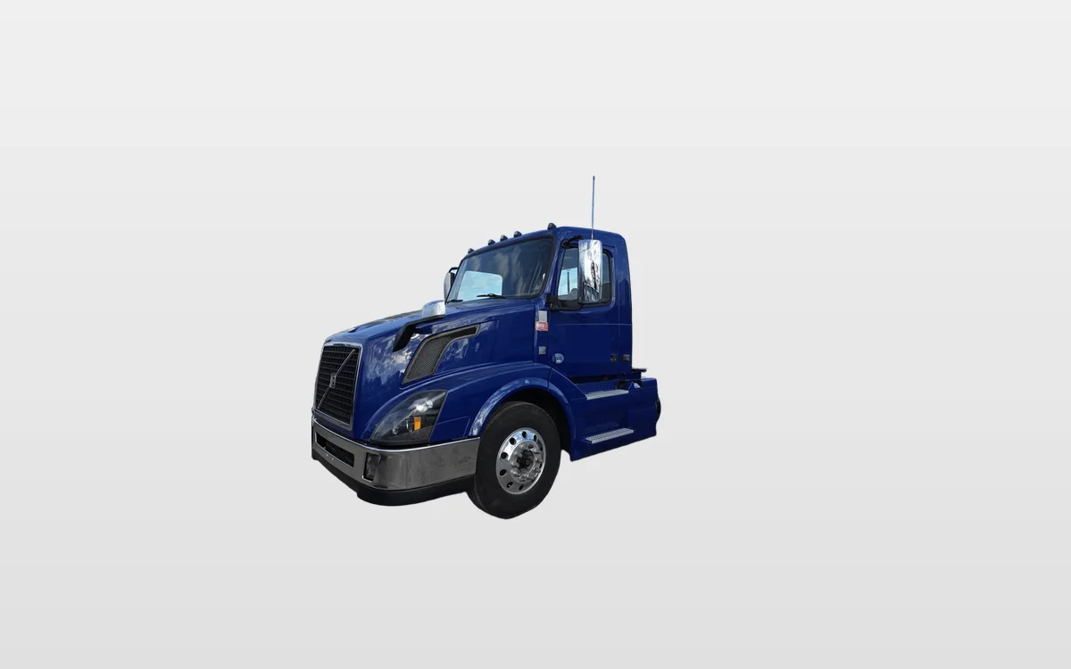 2017 Volvo - image 1