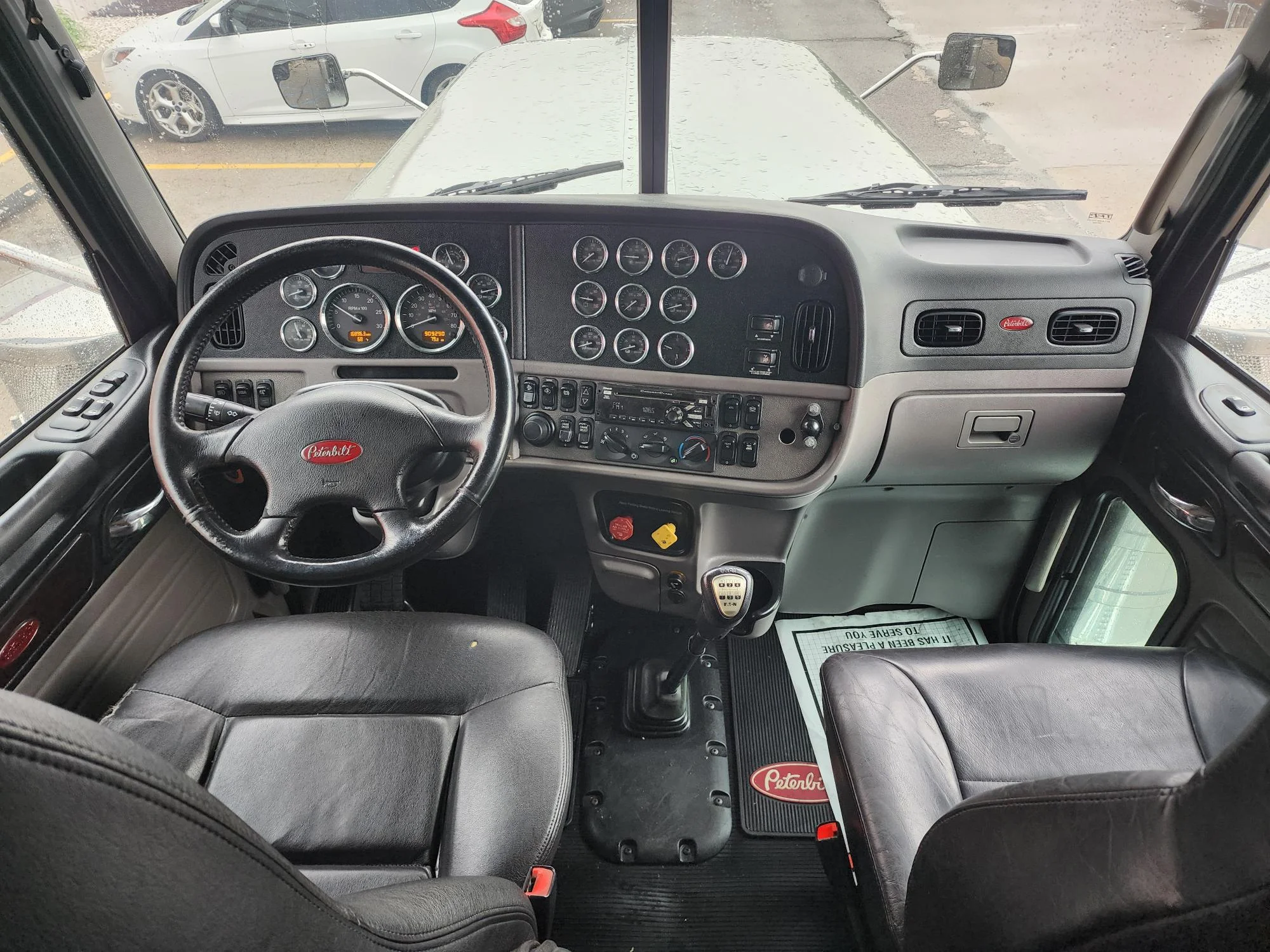 2018 Peterbilt 389 in O'fallon, MO — photo 8