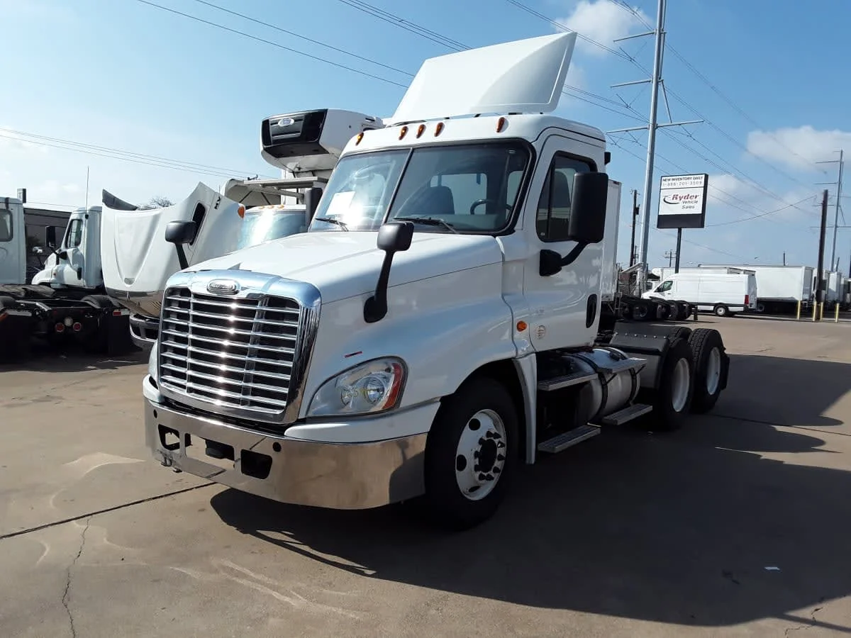 2018 Freightliner Cascadia in Dallas, TX