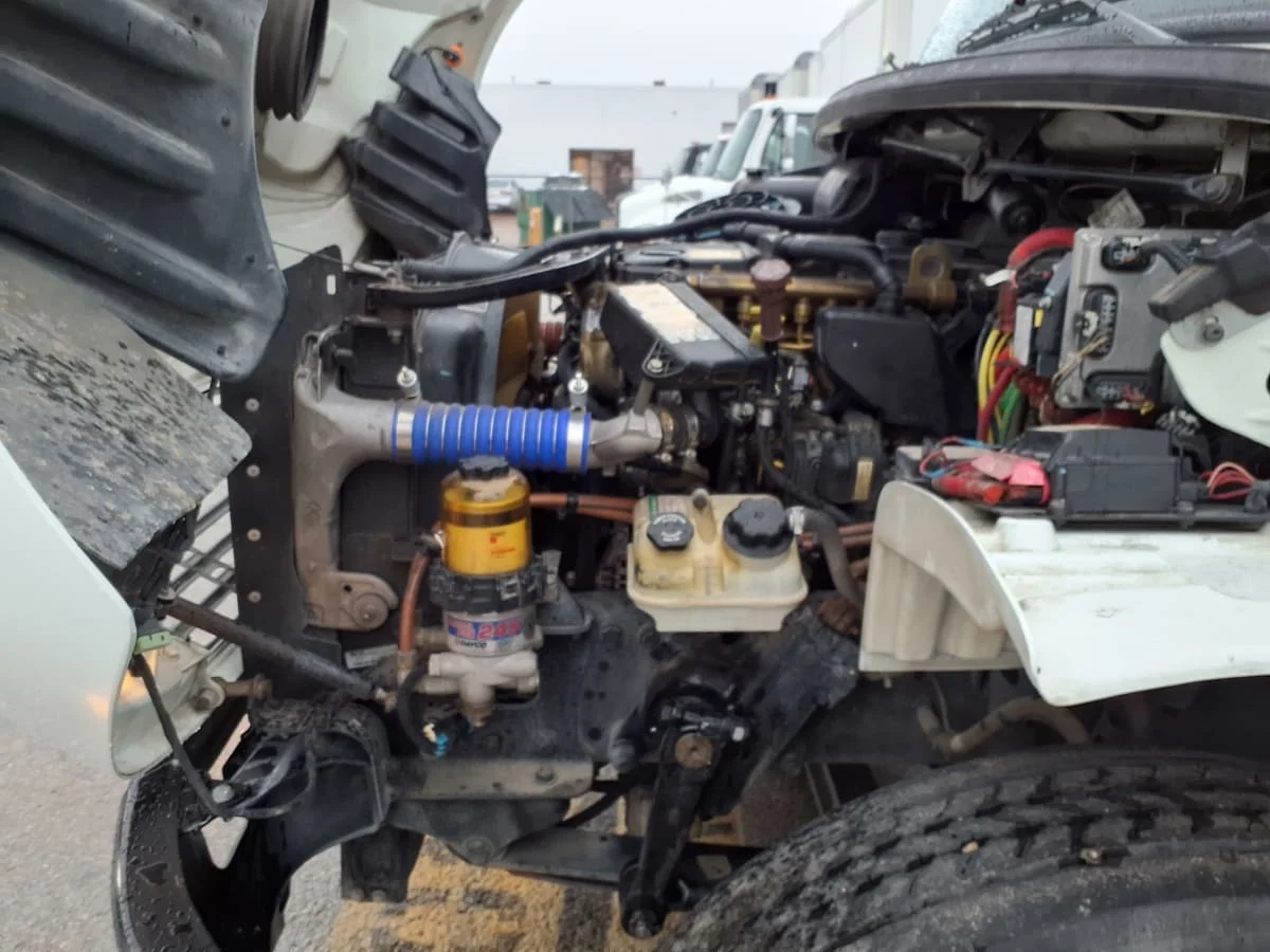 2019 Freightliner M2 106 - image 9