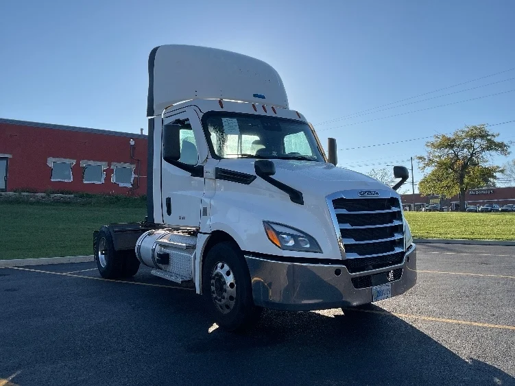 2020 Freightliner Cascadia in Akron, OH