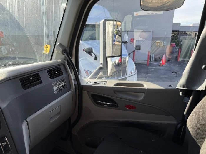 2020 Peterbilt 579 - image 15