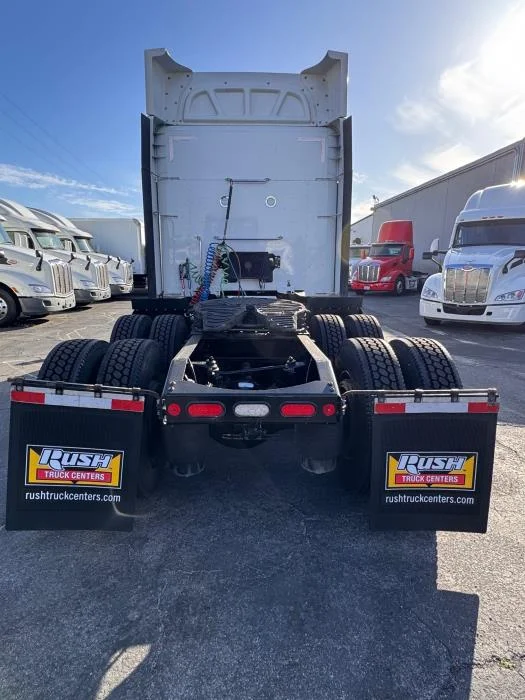 2020 Peterbilt 579 - image 7