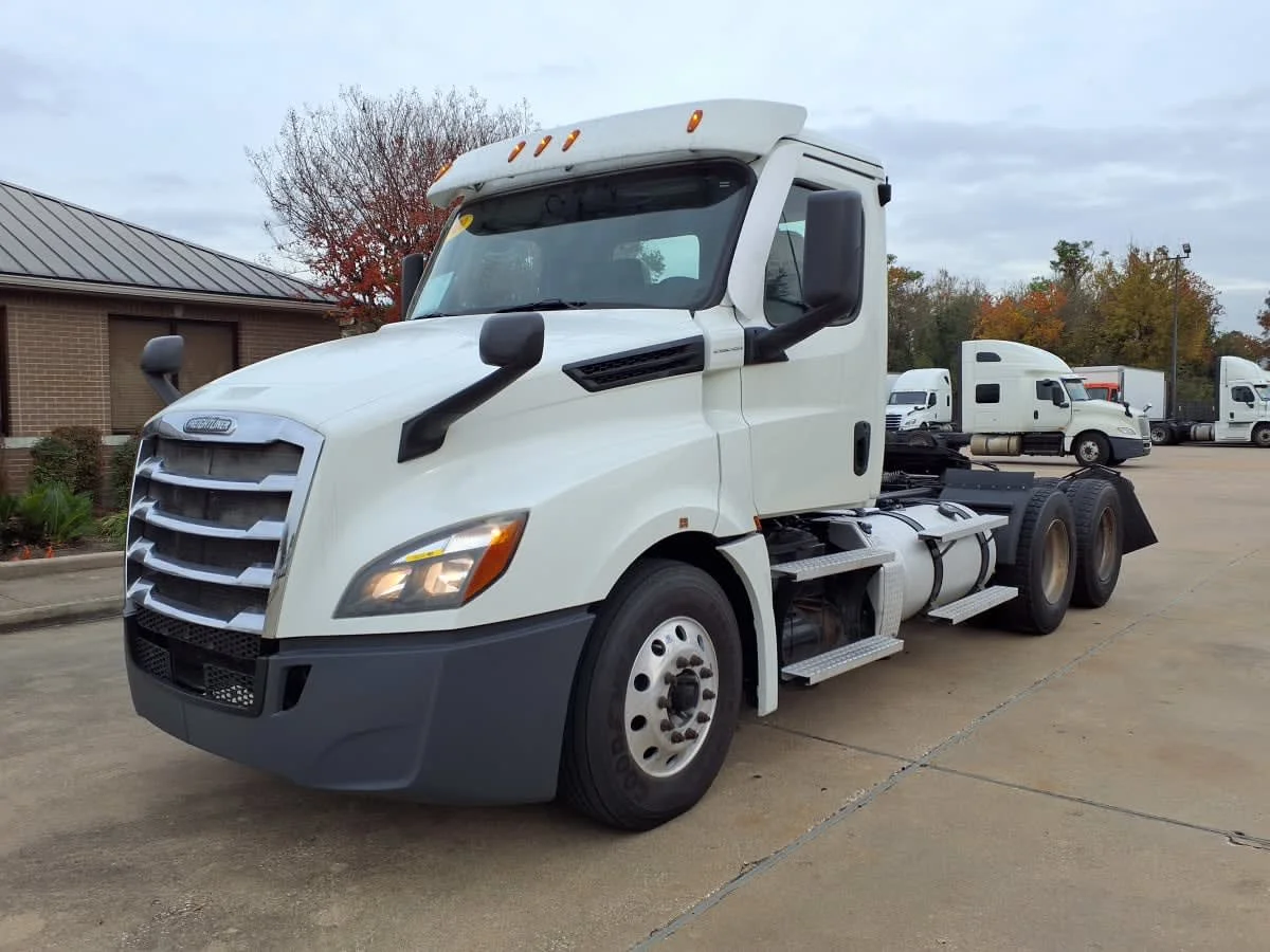 2020 Freightliner Cascadia in Houston, TX