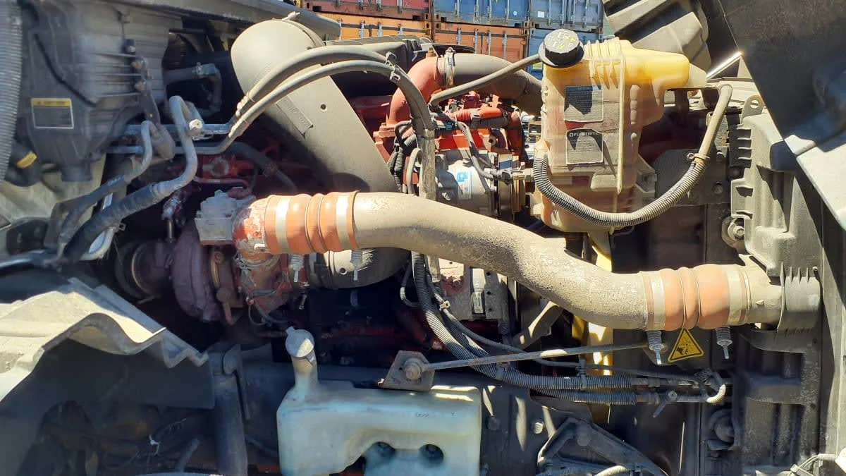 2020 International LT in Springfield, MA — photo 12
