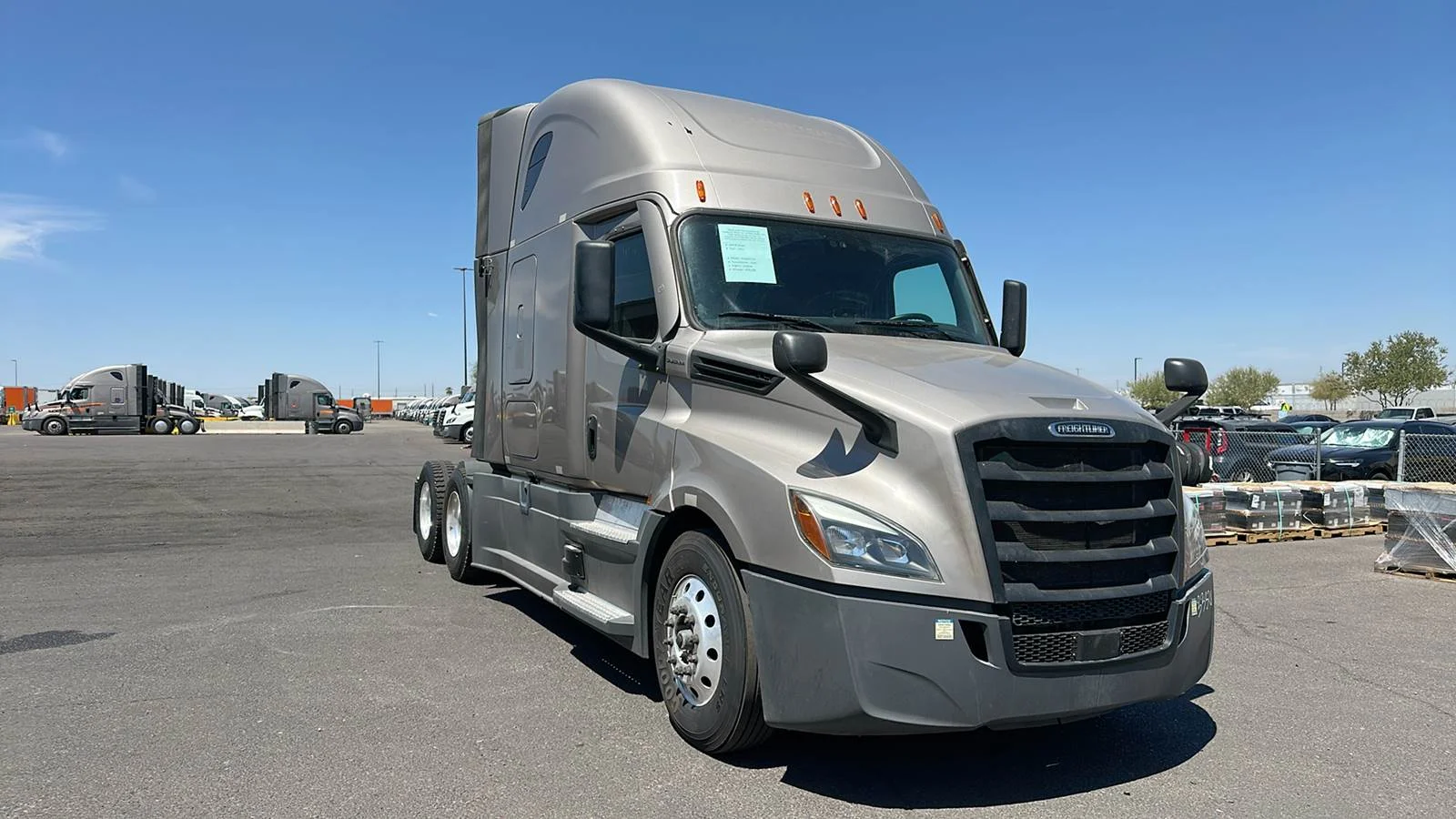 2025 Freightliner Cascadia