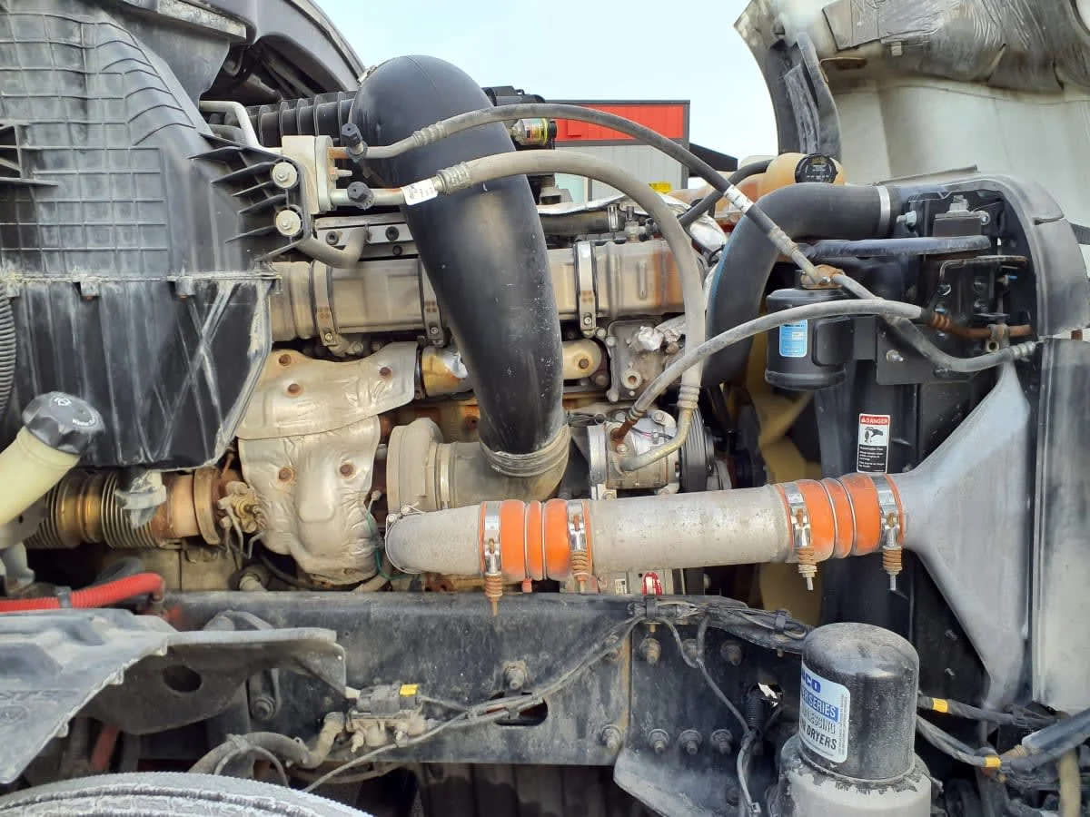 2019 Freightliner Cascadia - image 15