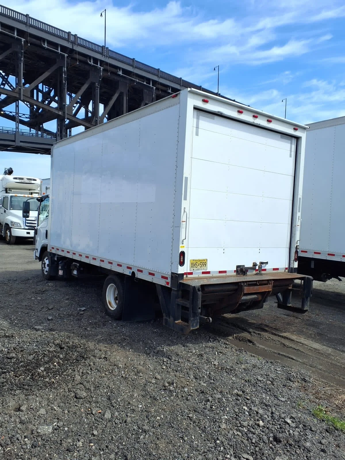 2018 Isuzu NPR - image 6