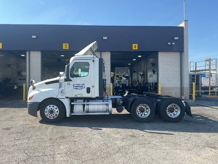 2020 Freightliner Cascadia in Ocala, FL — photo 4