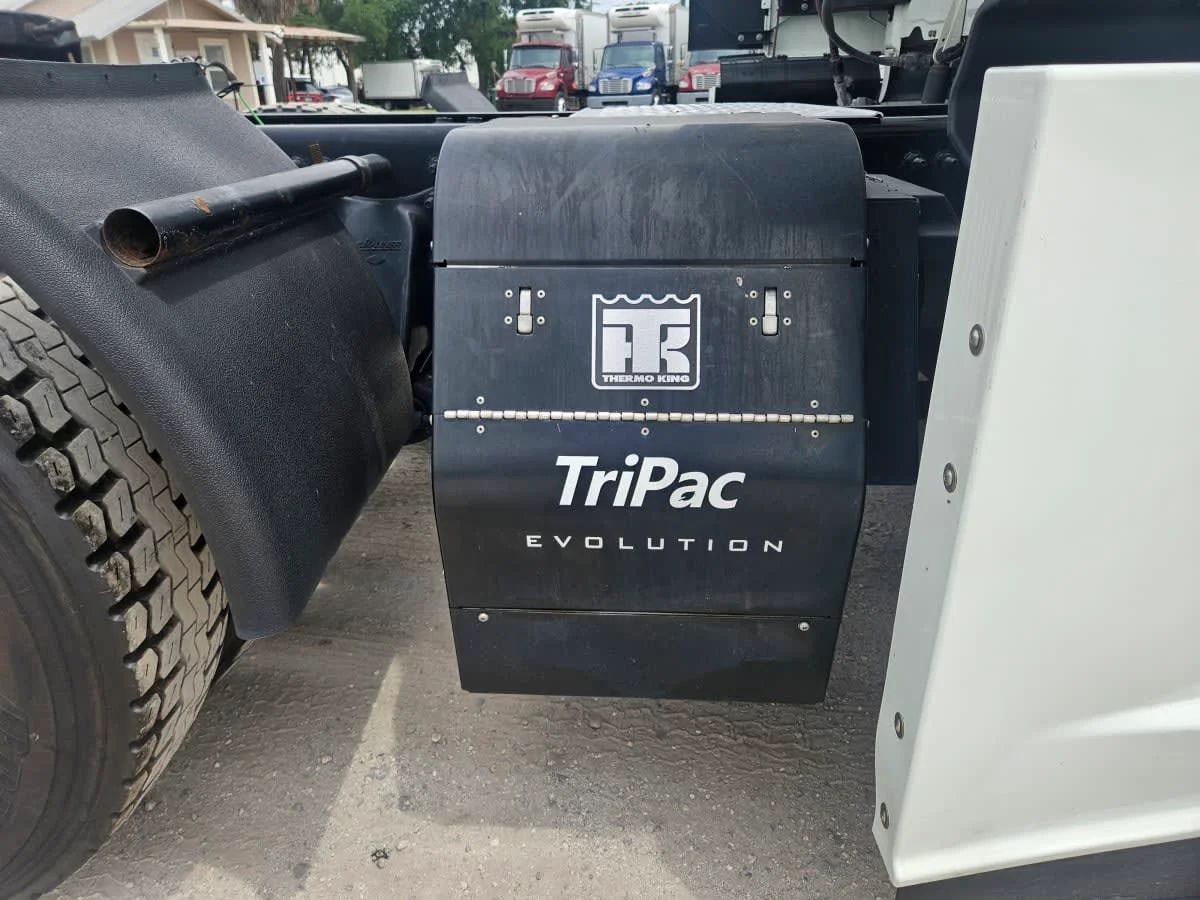 2023 Freightliner Cascadia in Orlando, FL — photo 11