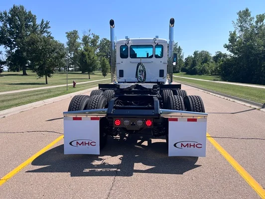 2027 Kenworth T880 in Topeka, KS — photo 5