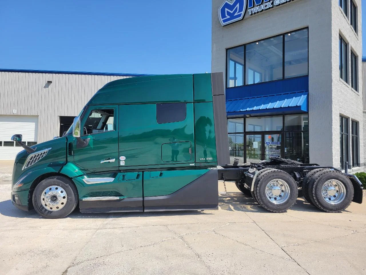 2025 Volvo in Indianapolis, IN — photo 8