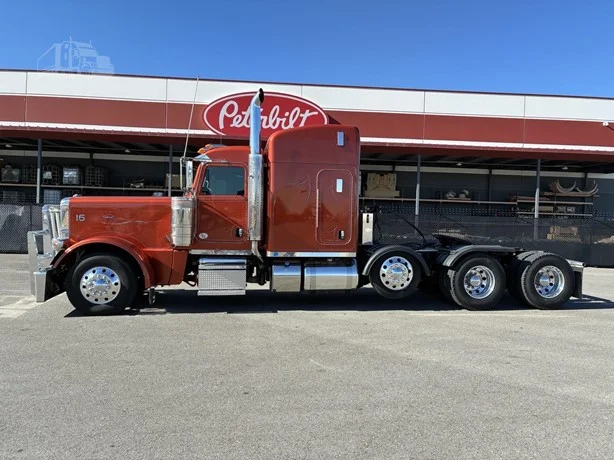 2024 Peterbilt 389 in Idaho Falls, ID — photo 2
