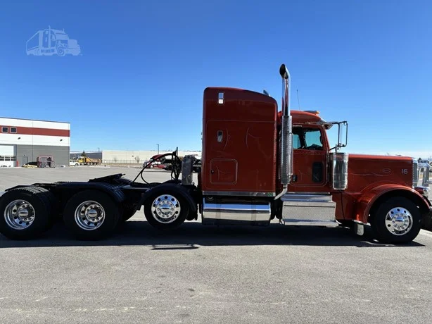 2024 Peterbilt 389 in Idaho Falls, ID — photo 6