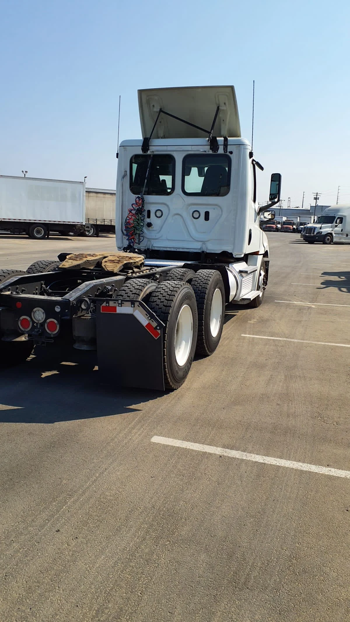 2020 Freightliner Cascadia in Tacoma, WA — photo 4