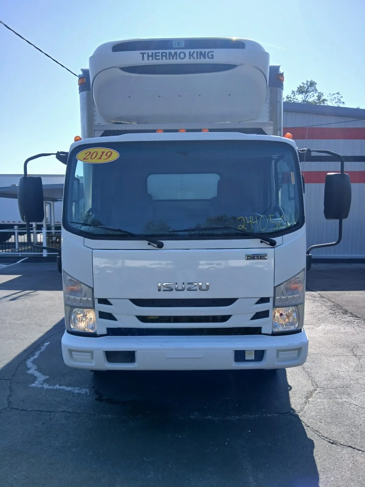 2019 Isuzu NRR in Jacksonville, FL — photo 2