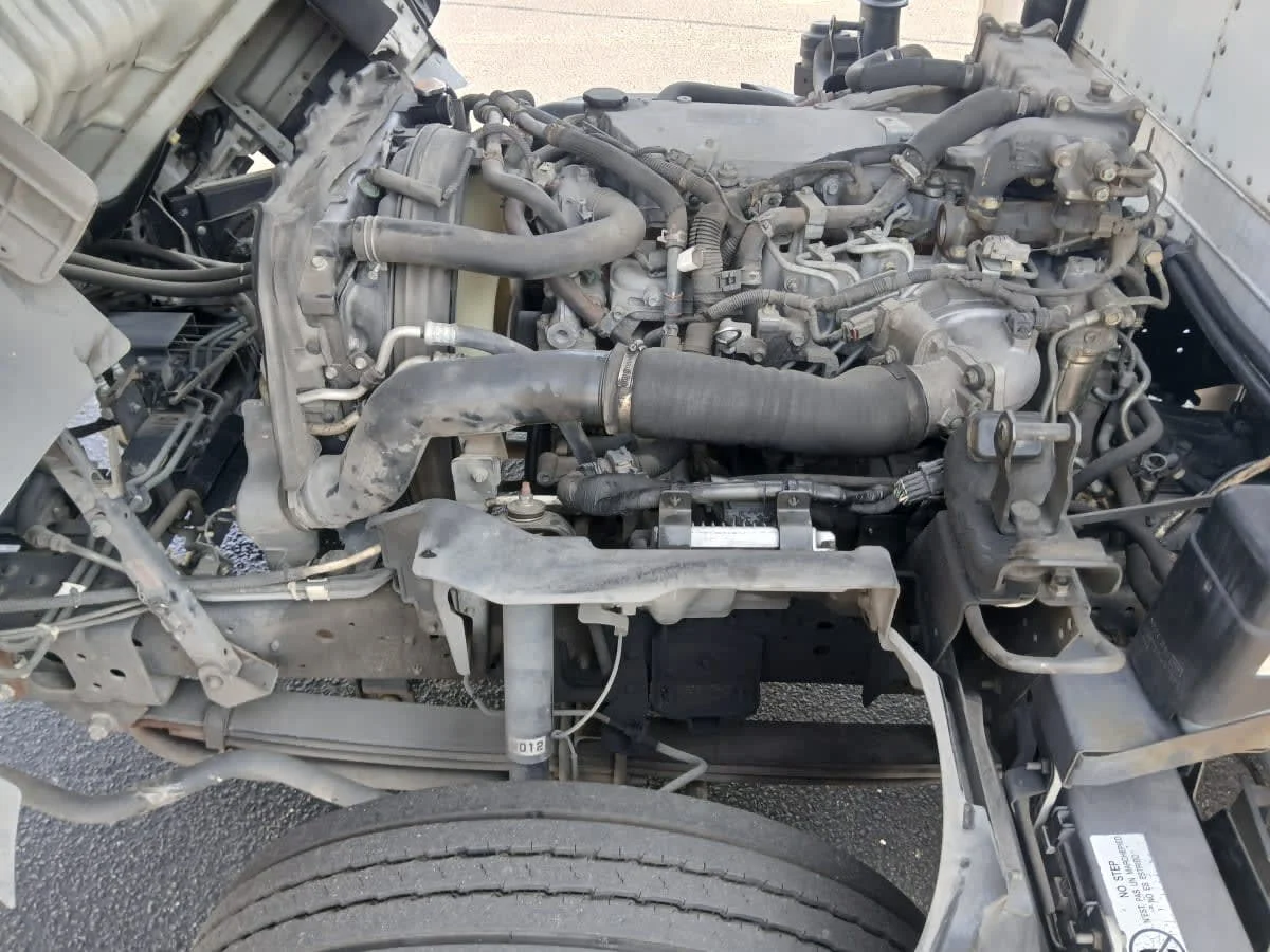 2019 Isuzu NRR in Jacksonville, FL — photo 10