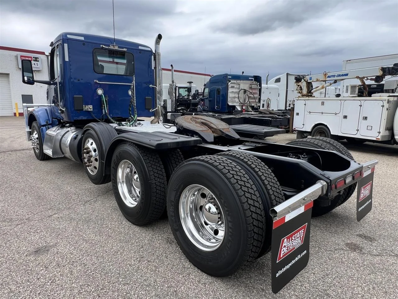 2023 Peterbilt 567 in South St. Paul, MN — photo 5