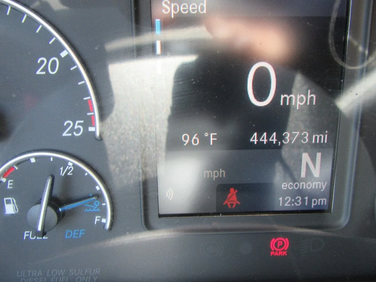 2021 Freightliner Cascadia — photo 18