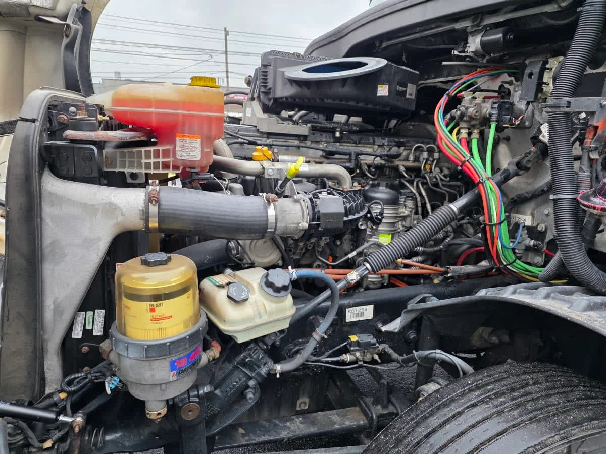 2018 Freightliner Cascadia in Memphis, TN — photo 8