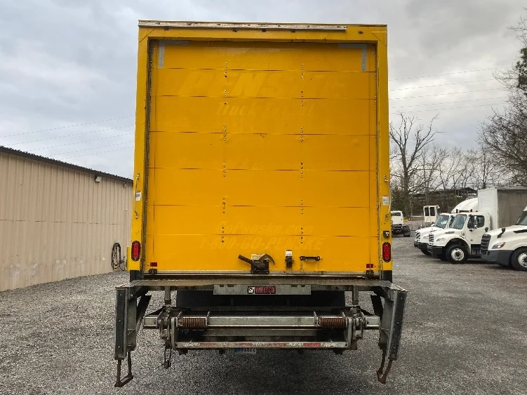 2020 International MV - image 7