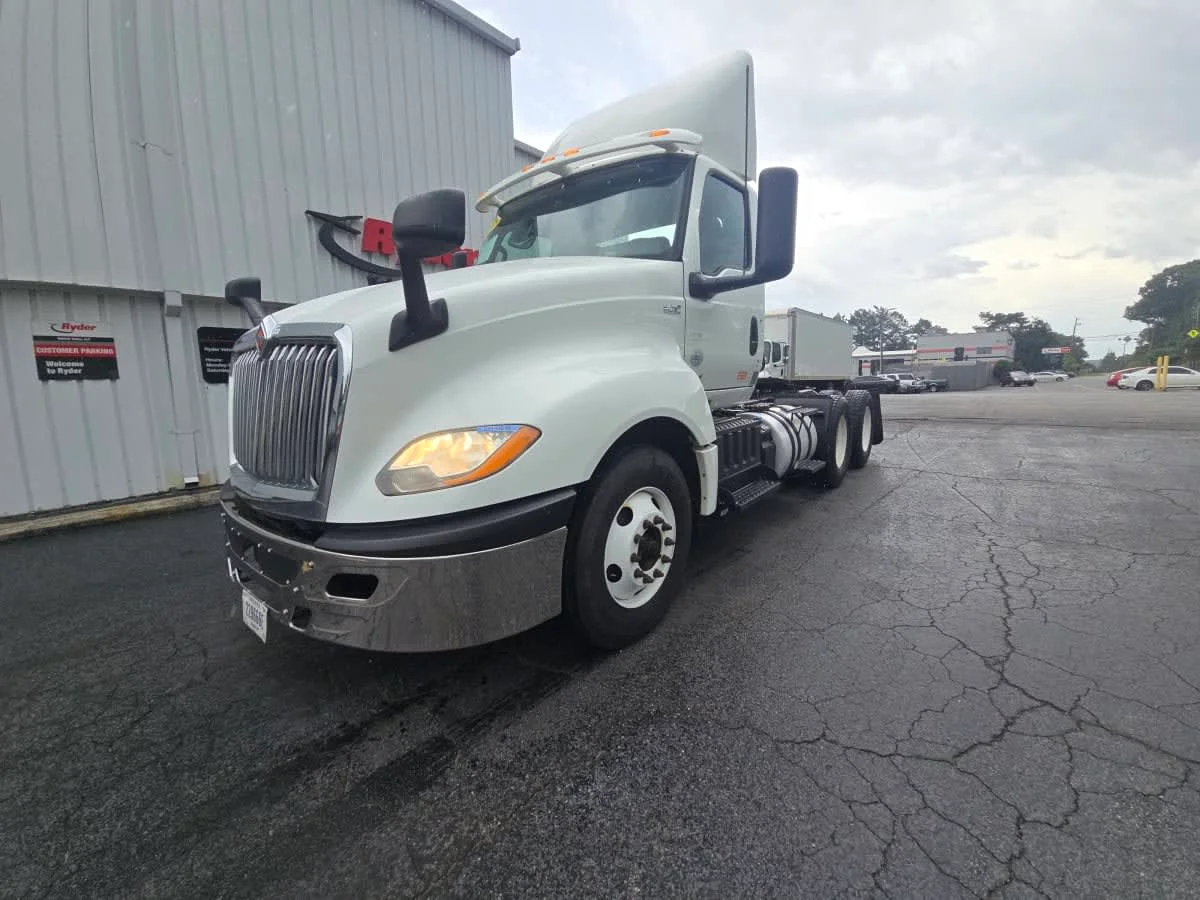 2019 International LT in Doraville, GA — photo 3
