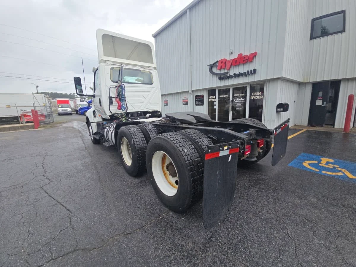 2019 International LT in Doraville, GA — photo 4