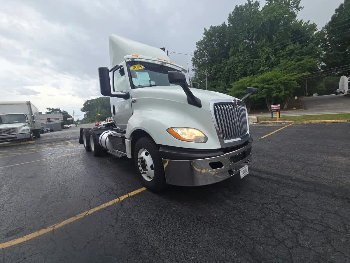 2019 International LT
