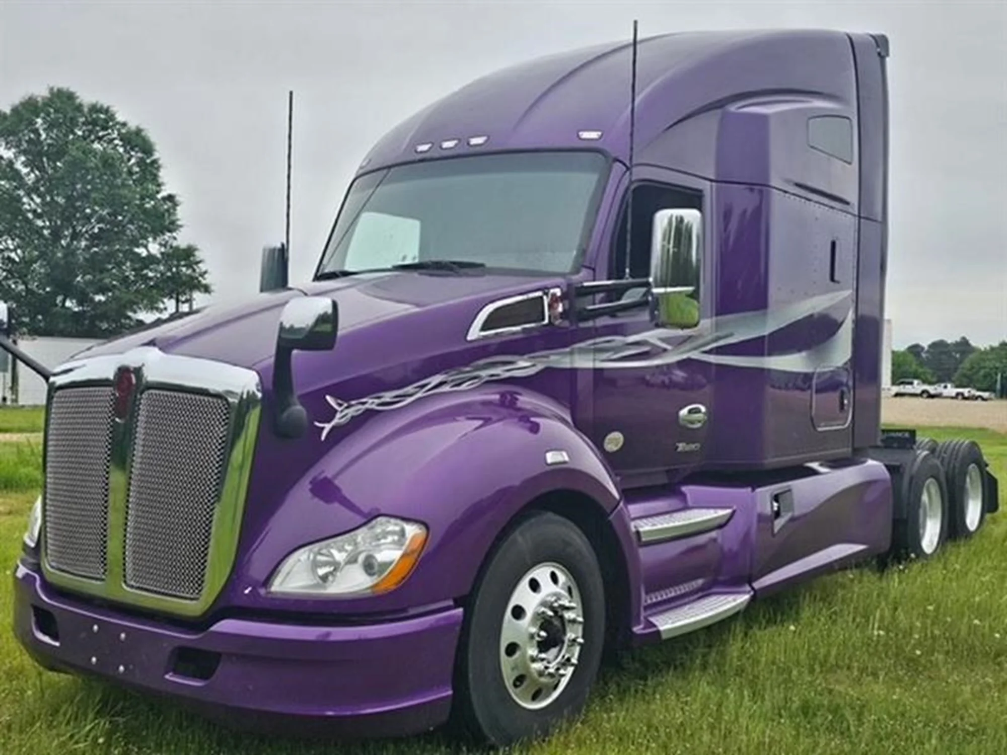 2022 Kenworth T680