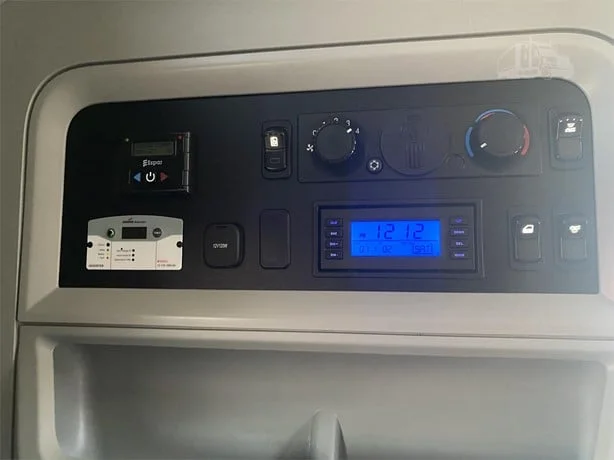 2019 Kenworth T880 - image 16