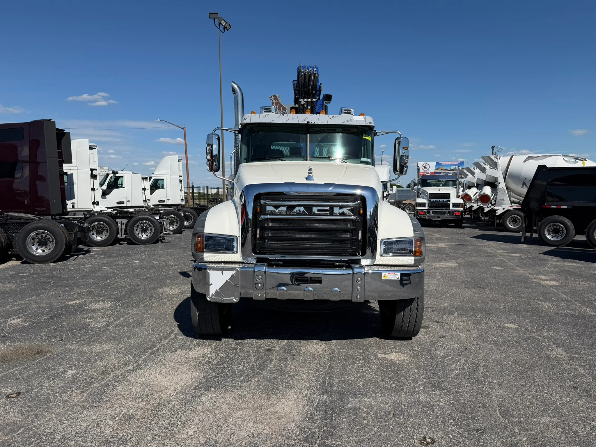 2026 Mack Granite in Fort Worth, TX — photo 2