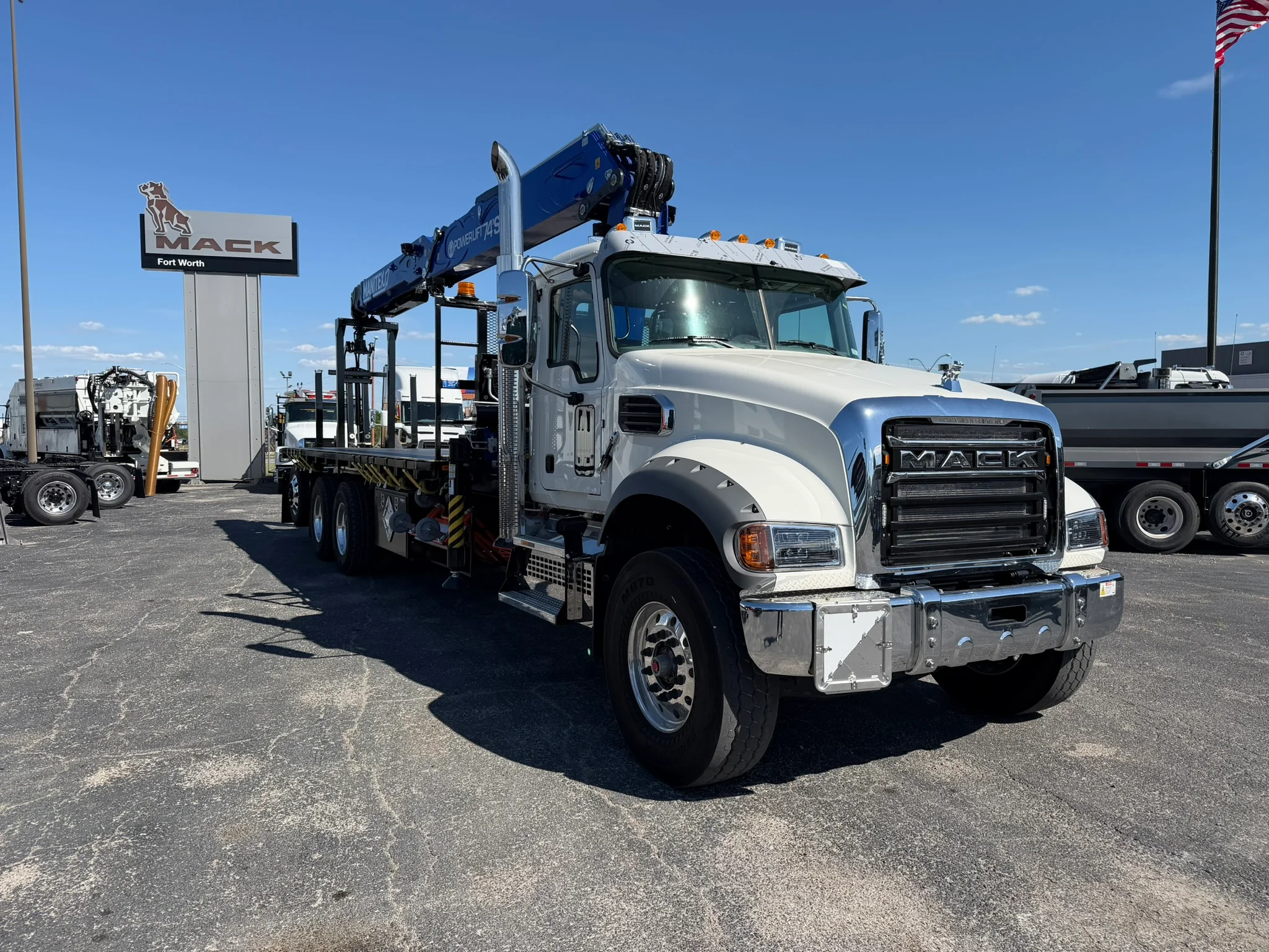 2026 Mack Granite in Fort Worth, TX — photo 3