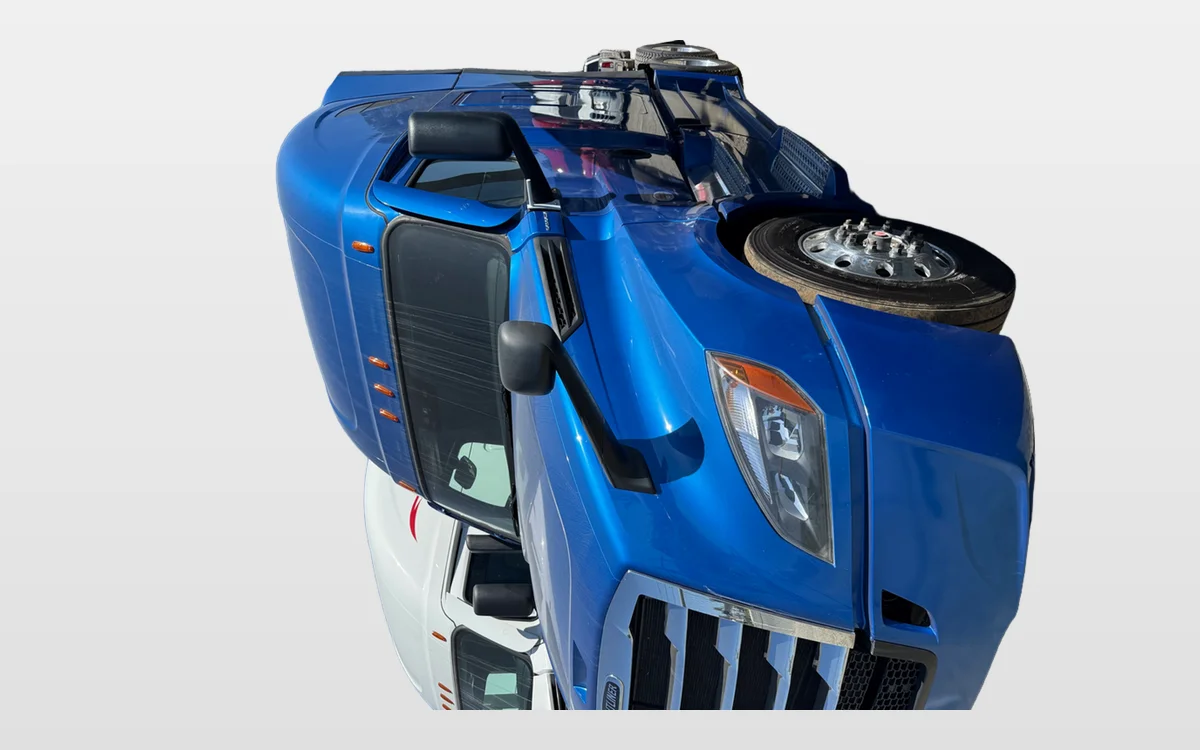 2021 FREIGHTLINER CASCADIA 126SLP - image 1