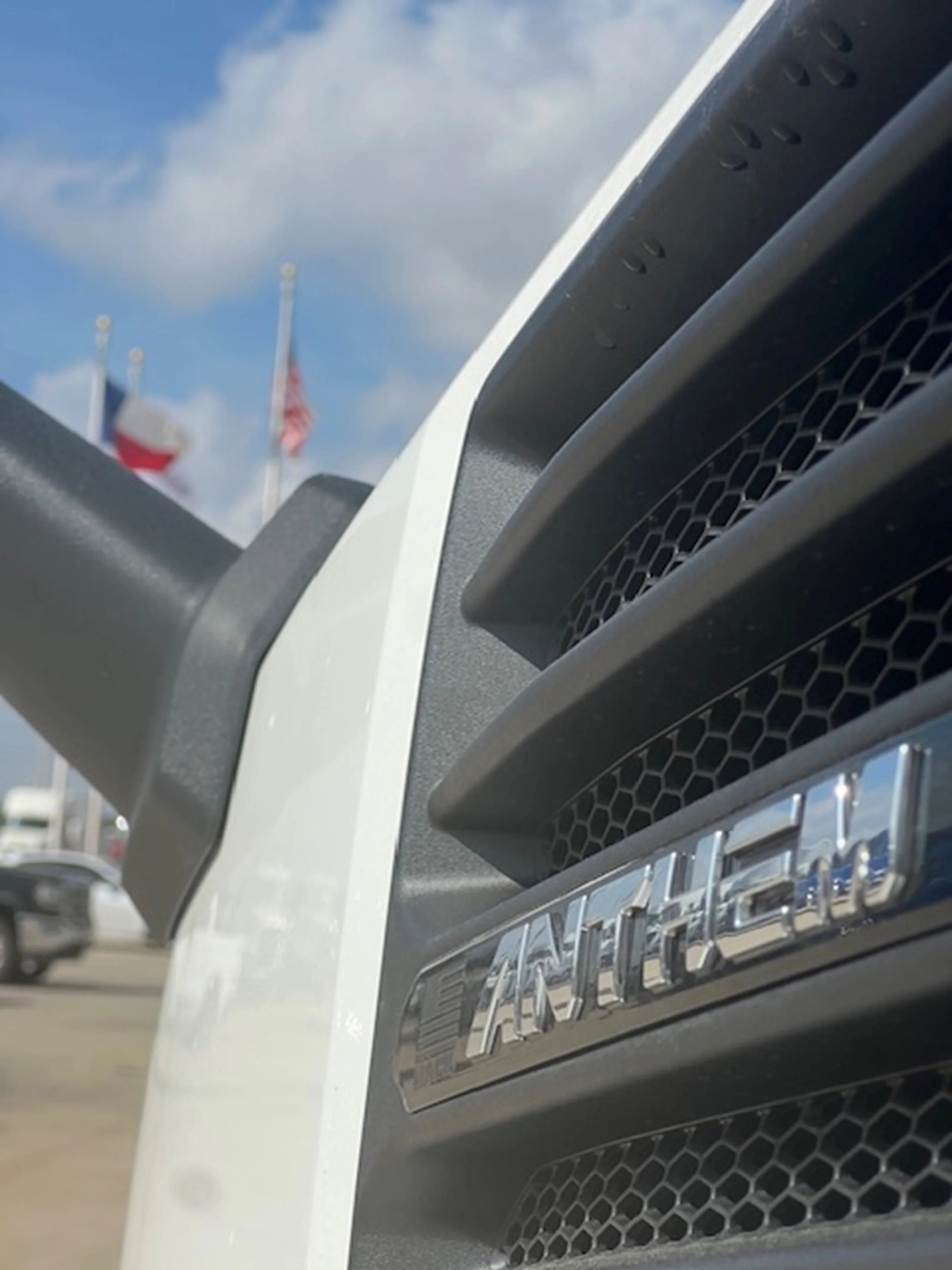 2027 Mack Anthem in Houston, TX — photo 4