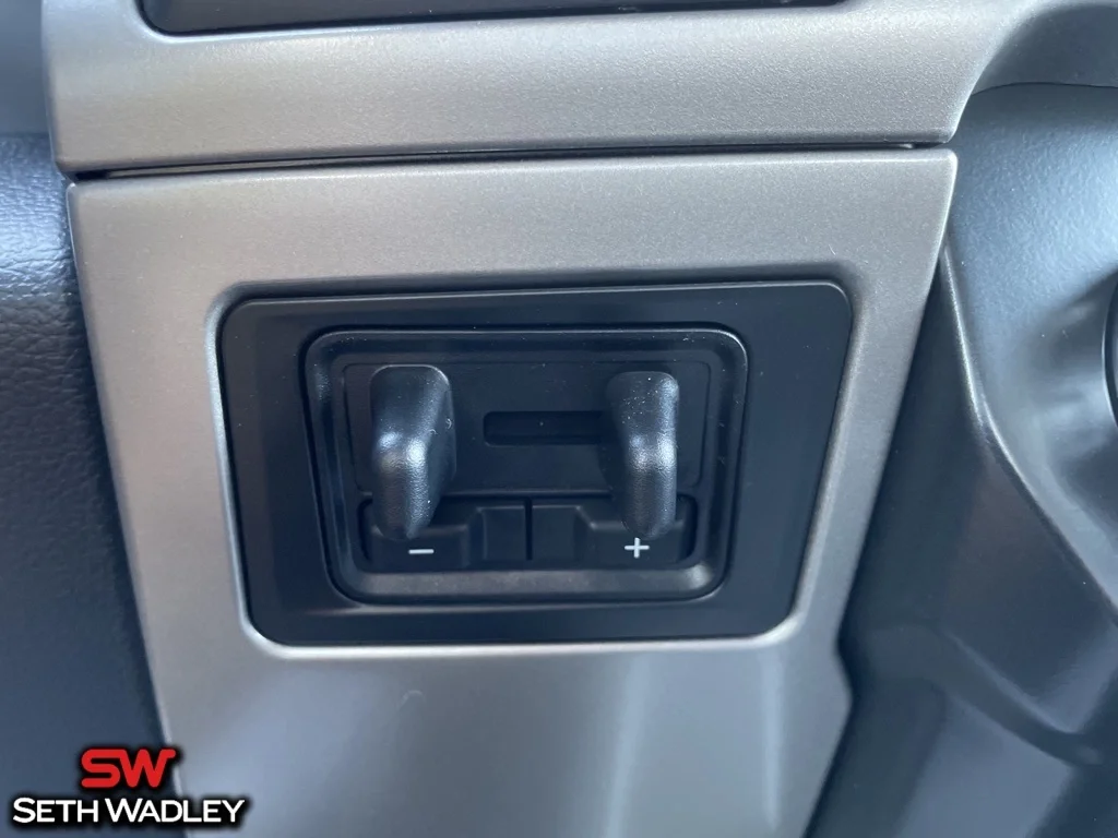 2022 Ford — photo 30