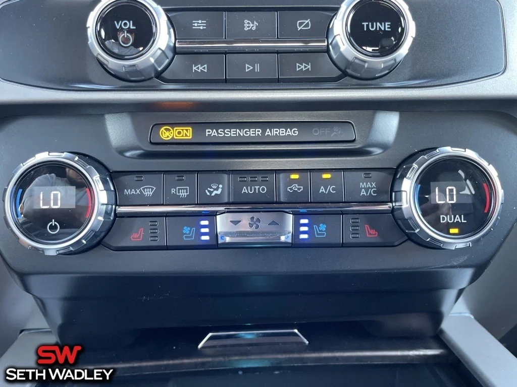 2022 Ford — photo 34