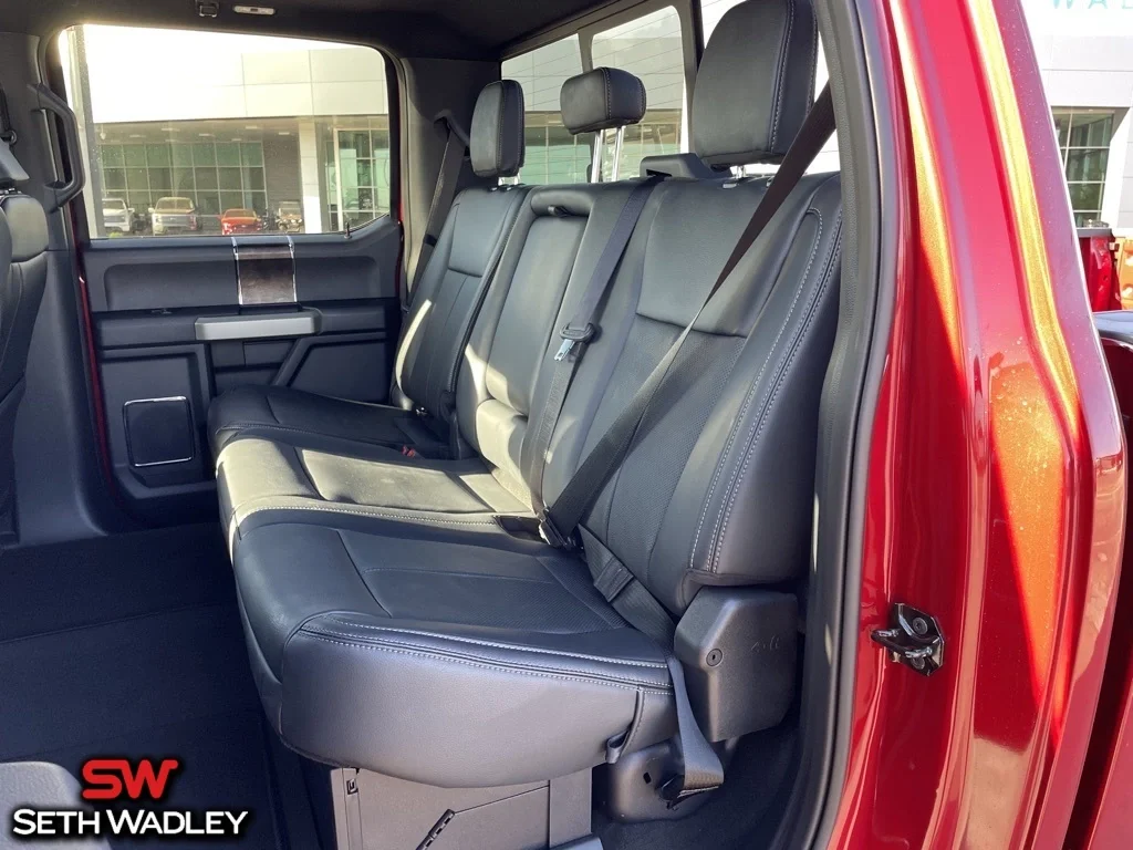 2022 Ford — photo 25