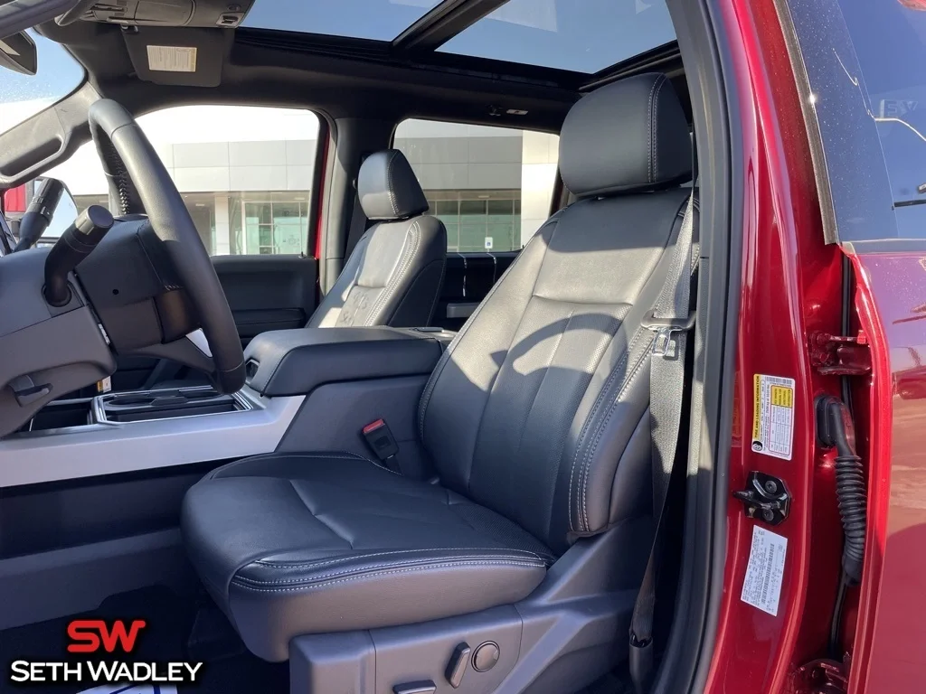 2022 Ford — photo 17