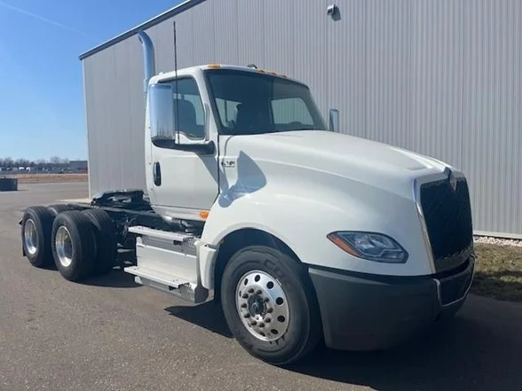 2025 International LT in MI — photo 4