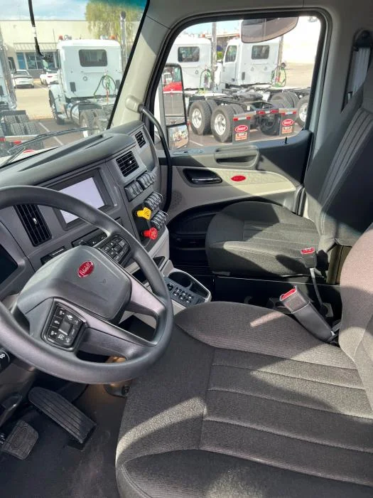 2026 Peterbilt 567 - image 10